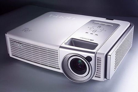 ͶӰ���� ��ͼ��HD72ս����PE7700