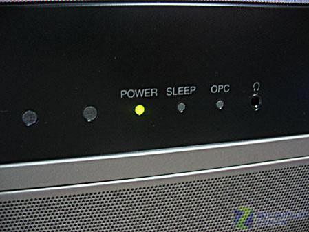 新品上市夏普32英寸液晶卖10990元