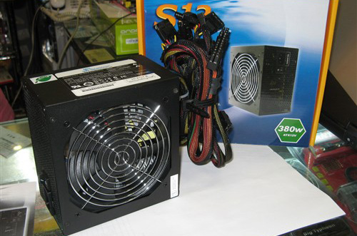 ��������Ʒ�ʳ��ڣ�����380W��Դ����
