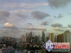 �ط�������320W��UIQ��������P1i����