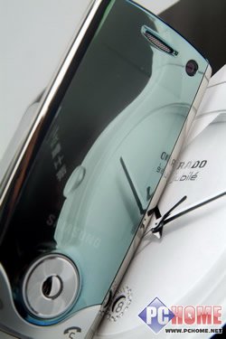 全球最薄 320万3.5G手机三星U708评测