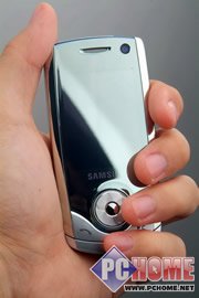 全球最薄 320万3.5G手机三星U708评测