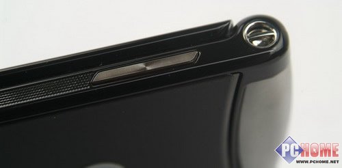 小贝代言!2GB版智能MOTO RAZR V8评测