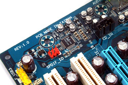 �������������Կ�Ϊ�� MCP73�������