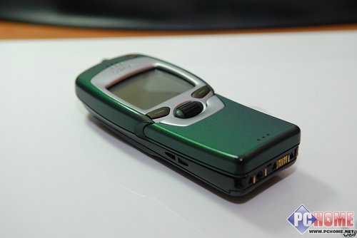 你没见过的香蕉手机!MOTO Z8外观篇