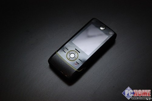 你没见过的香蕉手机!MOTO Z8外观篇