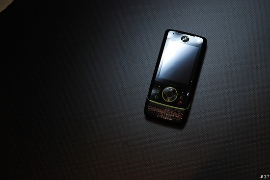 MOTO�ľ�ɱ?�㽶��RAZR Z8���ܽ���ƪ