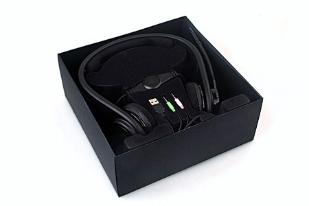 �������ս�� Razer Piranha��������