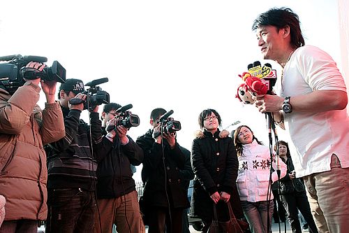 亲情感人 周华健纽曼广告演绎好爸爸