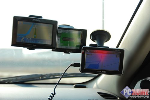 ����ɭ�������У�30���GPS��������