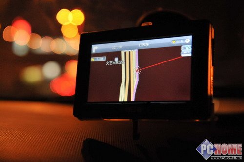 ����ɭ�������У�30���GPS��������
