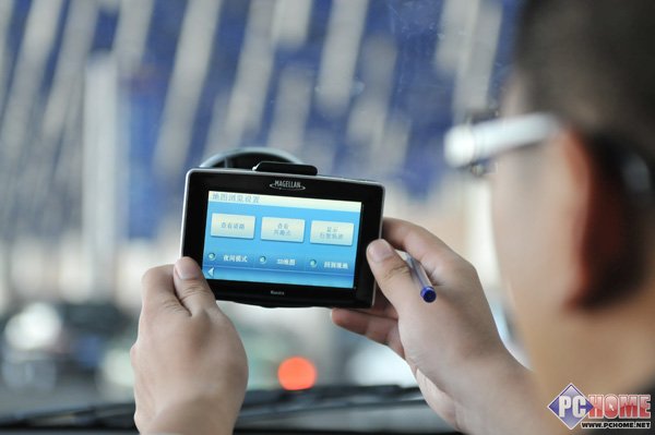����ɭ�������� 30��GPS�������⻨��