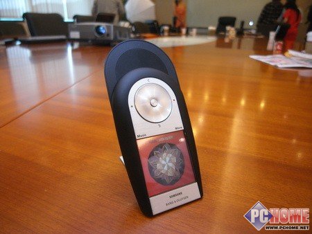 1加1大于2 三星特别合作新品手机解析