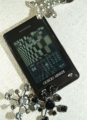 Giorgio Armani���������ݳ��ֻ�ͼ��