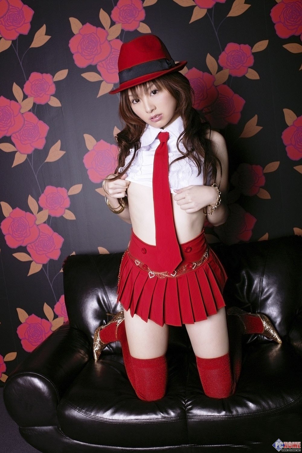 �崿��Ů �貨������