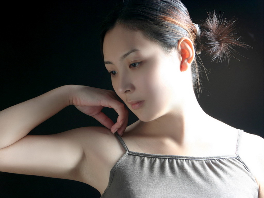 亚洲极品美女壁纸_明星娱乐图21