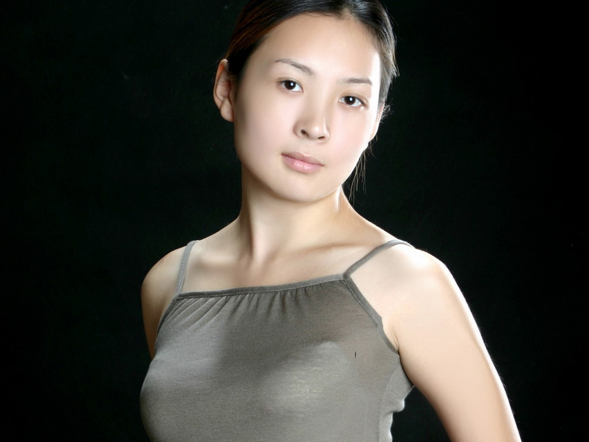 亚洲极品美女壁纸_明星娱乐图22