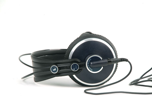 ��������֮�� AKG K271MKII ����ͼ��
