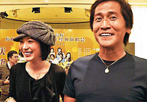 悉数港台老帅哥迎娶内地年轻女星[图]