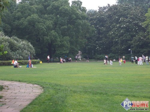 ��ս1000�����أ�Benson��������C700�����ֻ�