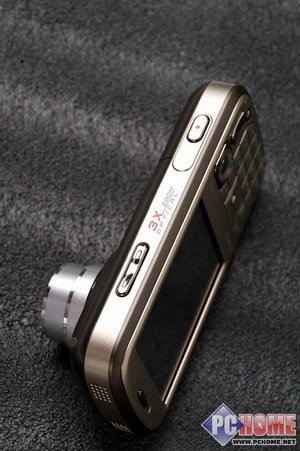 ��ս1000�����أ�Benson��������C700�����ֻ�