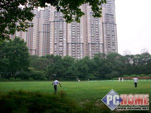 挑战1000万像素!Benson试用天语C700拍照手机