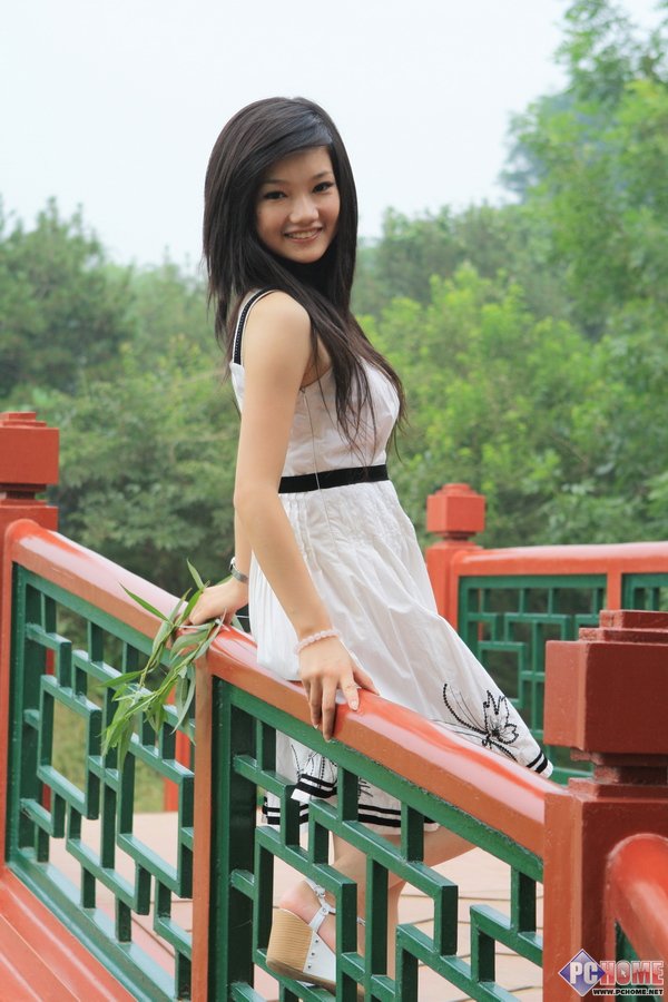 春卷之佳能E0S1000D圆明园美女外拍