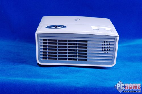 投影机上玩合金装备奥图码HD70S评测