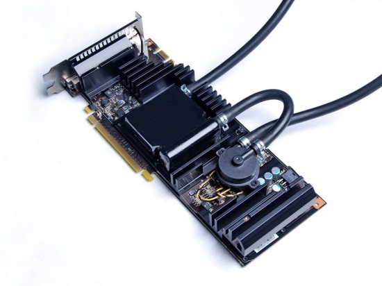 凉又静 索泰首款水冷散热98GTX+赏析