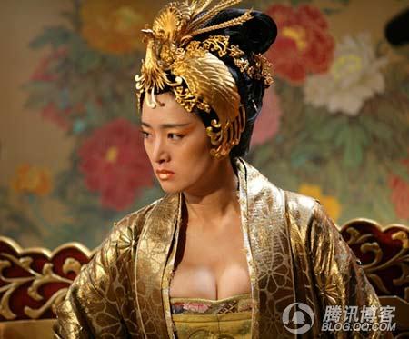十大女星美胸PK 经典女星胸器大点评
