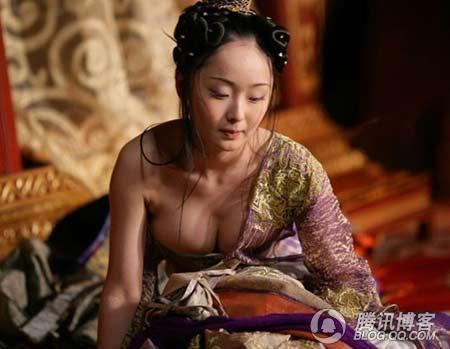 十大女星美胸PK 经典女星胸器大点评