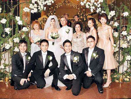 818娱乐明星豪华婚礼奢侈型PK朴实型[图]