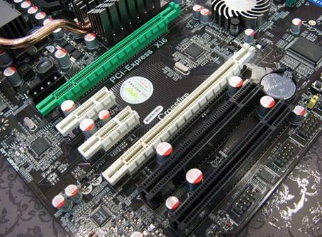 �Ͷ���ƴ���� ��ֵDDR3��790GX����