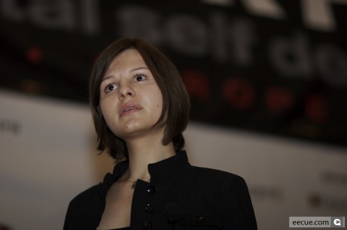 http://img.article.pchome.net/00/38/30/91/Rutkowska.jpg