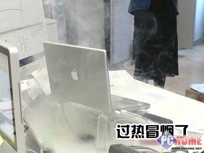黑色玄风来袭 九风20cm巨扇散热垫测试