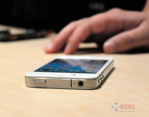 白色iPhone4惊喜重现 或明年春季上市