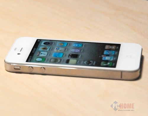 白色iPhone4惊喜重现 或明年春季上市