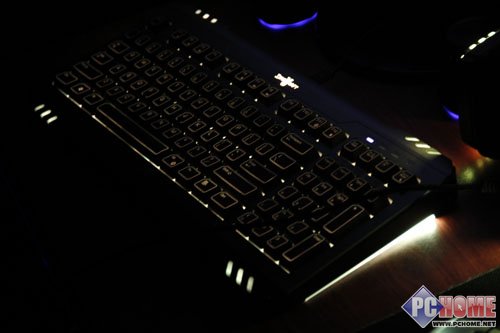 自由之翼！Razer星际II套装深度首测