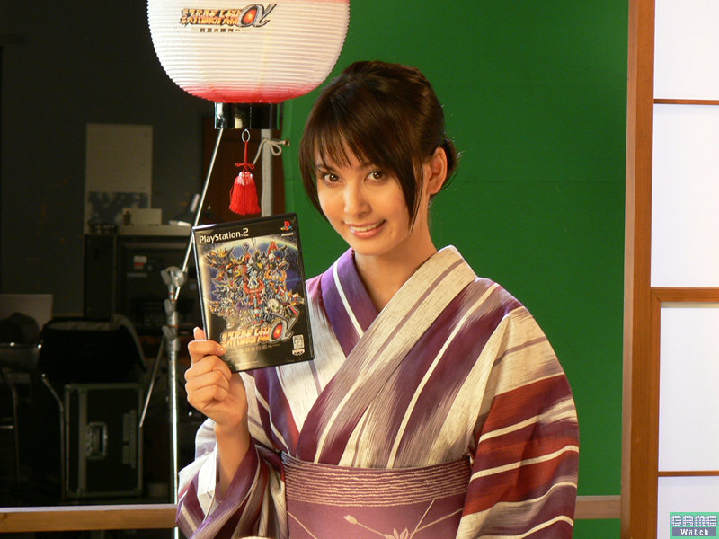 加藤<em>夏希</em>出演《第三次机战α》广告片 电脑之