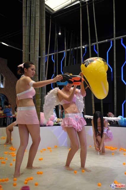 <em>美女</em>护士showgirl 针筒挑逗<em>互动游戏</em>_游戏专题